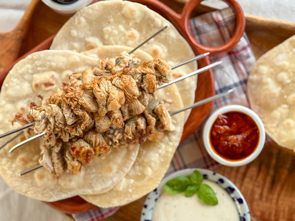 Souvlaki di tacchino, spiedini alla greca - petto di tacchino