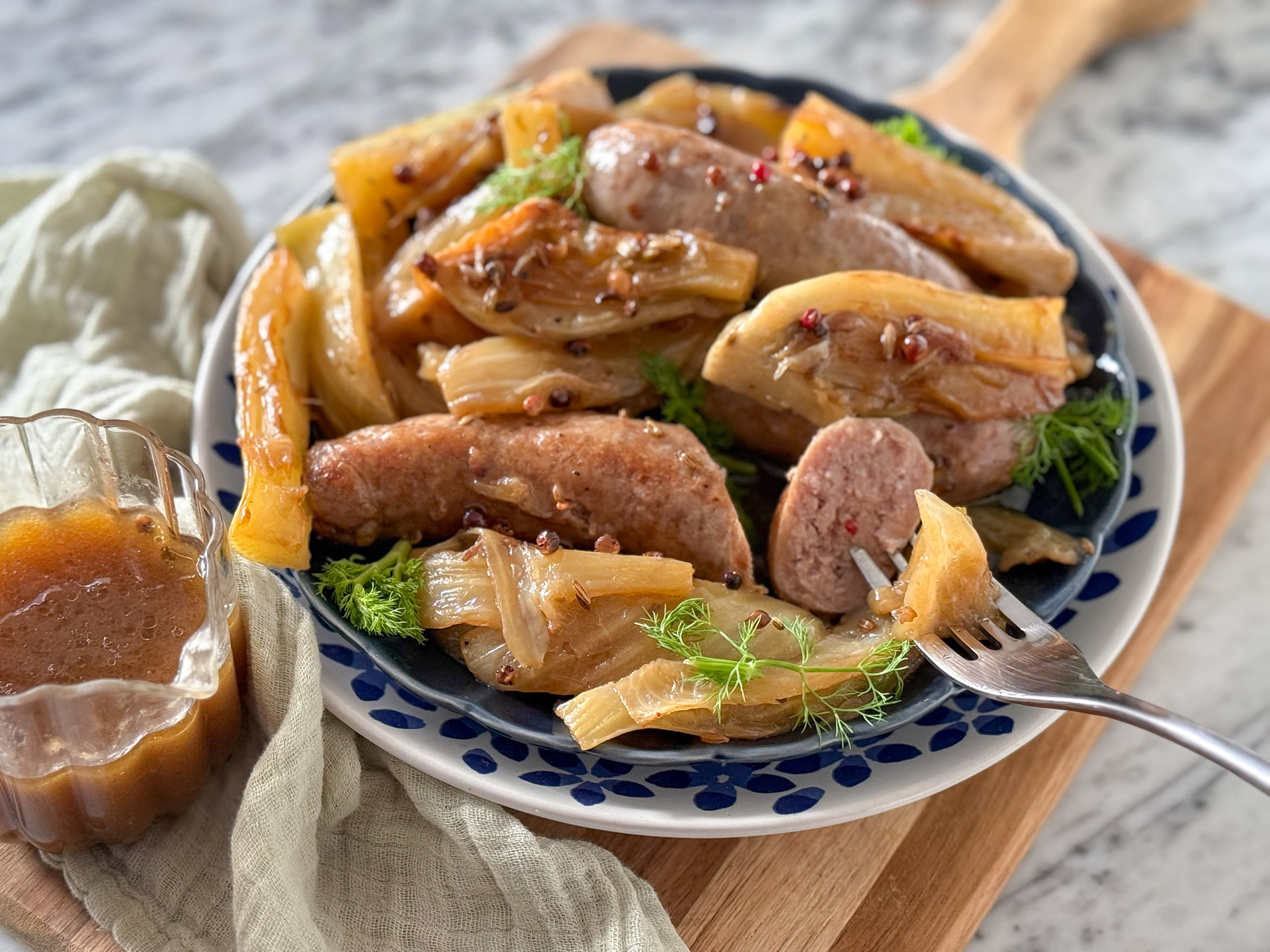 Salsicce brasate con i finocchi